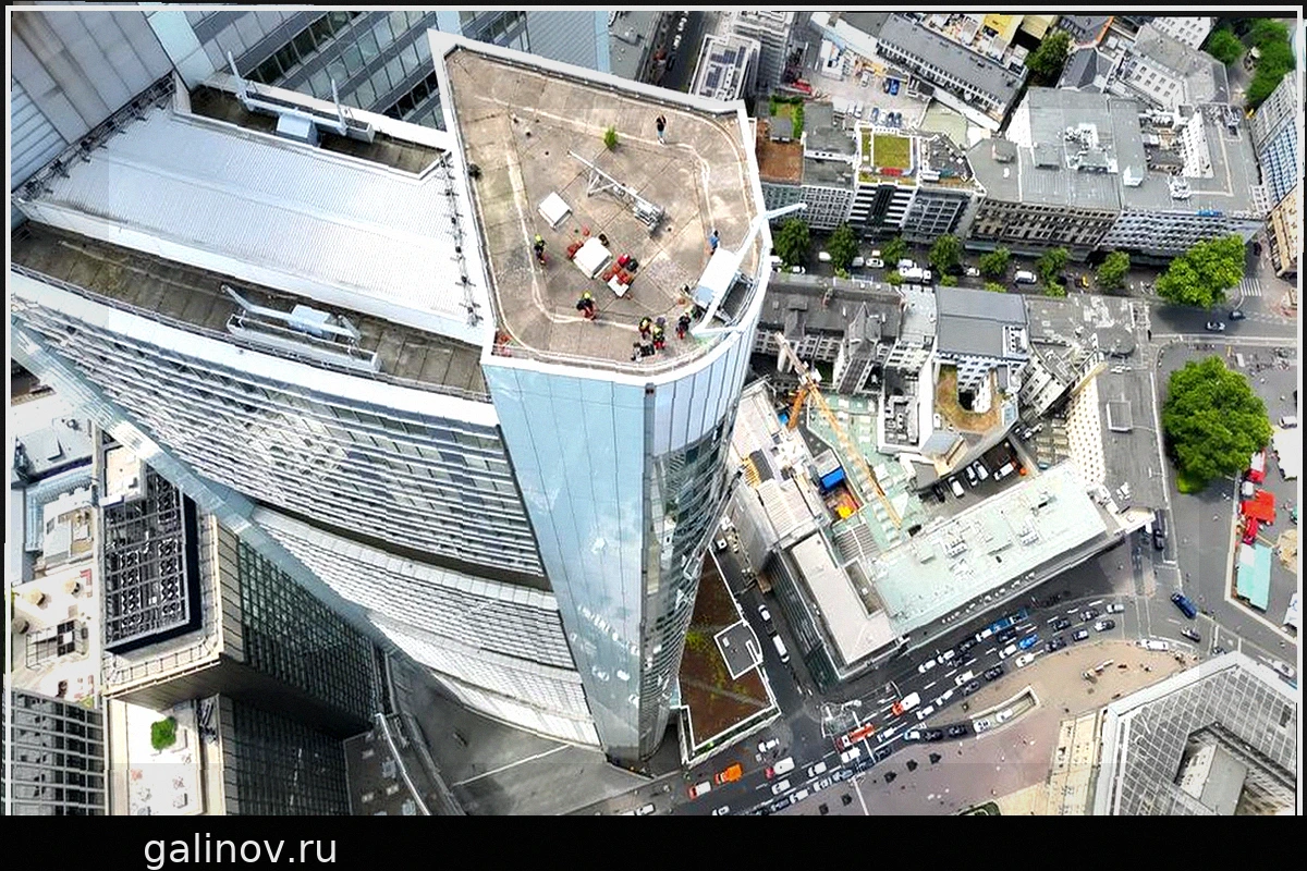 Франкфурт: Драматическое спасение на Commerzbank Tower – «критическая ситуация»