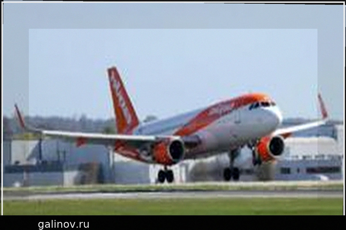 Рейс EasyJet перенаправлен в Рим: Пауэрбанк в багаже вызвал экстренную посадку