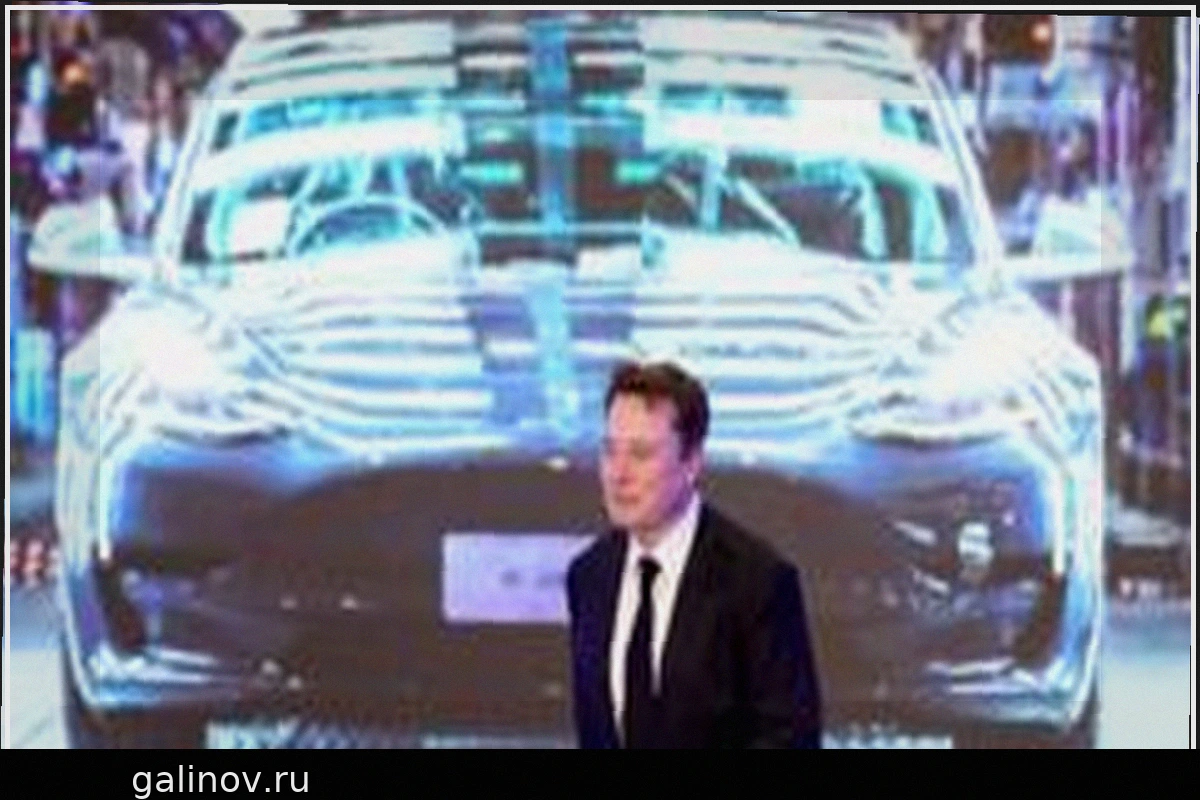 Texas family sues Tesla over fatal crash into home